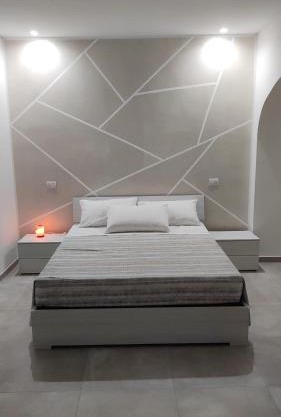 MIA GUEST ROOM