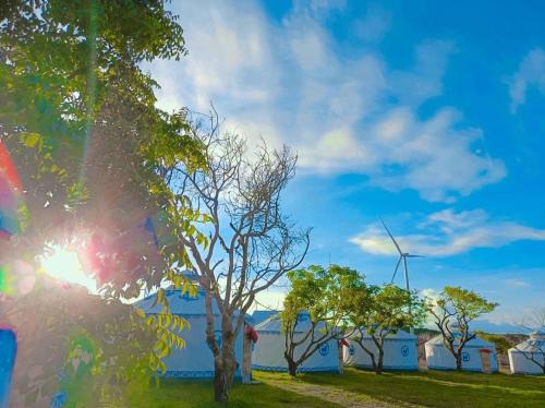 Mianfarm Bàu trắng glamping