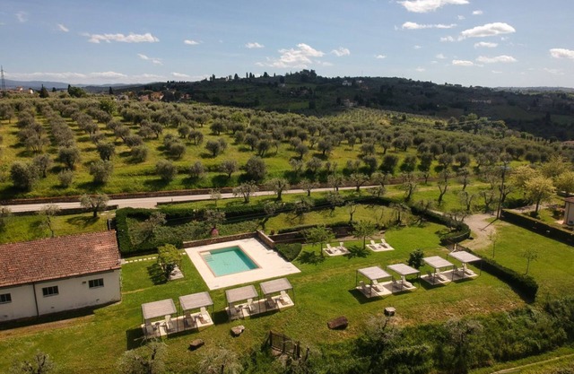 MIchelangelo Apartment with garden