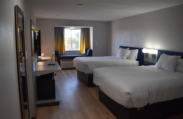 Microtel Inn & Suites by Wyndham Stockbridge/Atlanta I-75