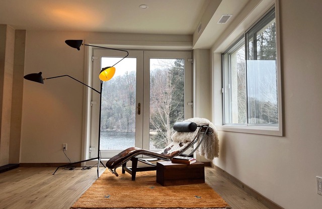 Mid Century Modern Lakefront Retreat w/Guest House and Hot Tub