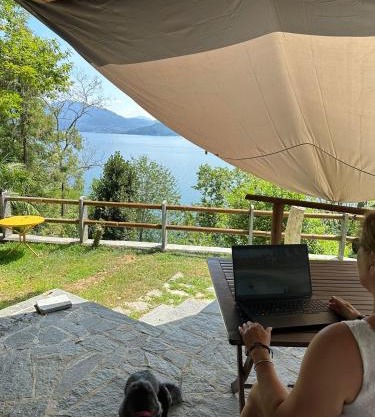 Mid of Nature ' Bella Vista Lago Maggiore charmant mit traumhaften Seeblick, Terrasse und großen Garten