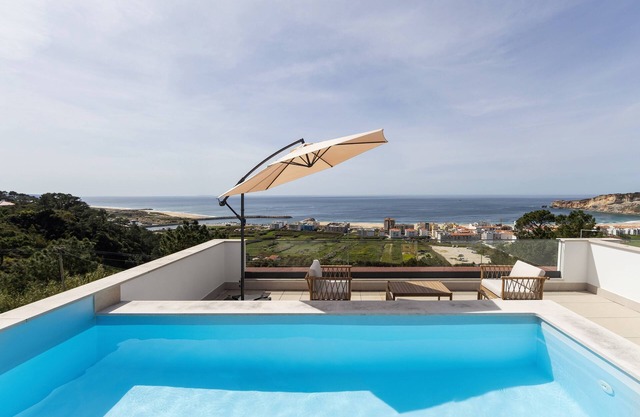 Mid-Summer Dream - Private Terrace w/Pool