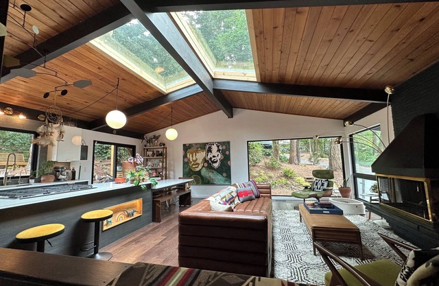 Midcentury Modern – a true masterpiece inspired by the iconic Frank Lloyd Wright