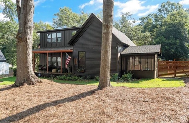 Midnight Sanctuary at Mystic Falls - 3 Bed 2.5 BA Home 1 mi to Covington Square
