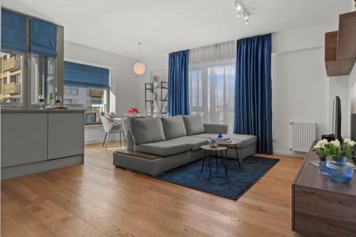 Mido Duo in New Building with Parking, Self Check-in and Security