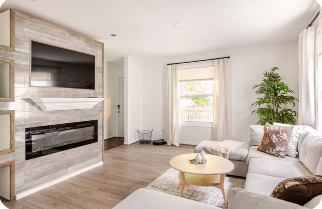 Midtown Mini Hideaway: NEW LISTING! nCozy House/Free parking/Fast Wifi