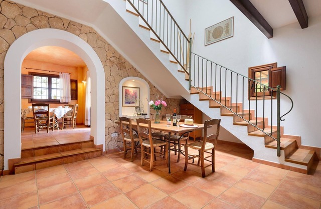 MIGUEL PARK, Villa. Ibiza. Ibizencan style house close to San Miguel