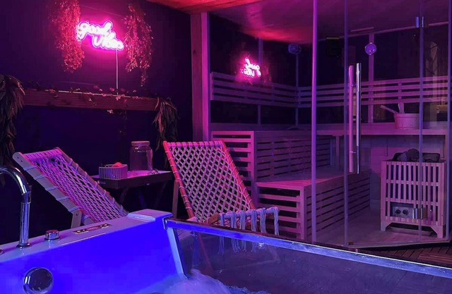 Mikes Luhden Bude Spa & Bar