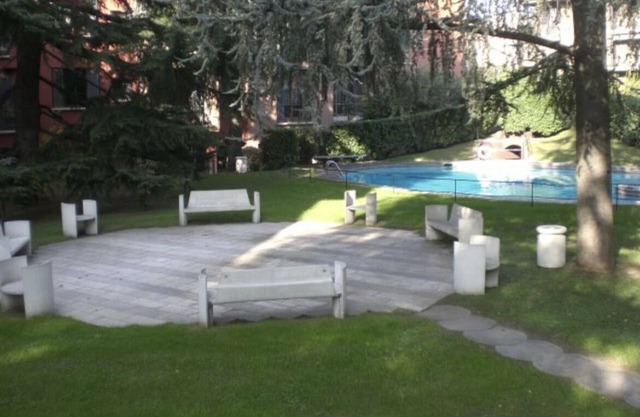 Milan, Minutes from Rho Fair S.Siro Stadium Hyppodrome, 1 bedroom garden pool