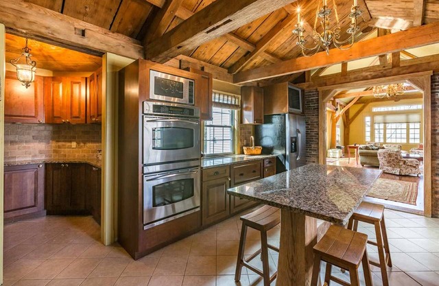 MilBryn Lodge of Deering- Enchanting and Romantic