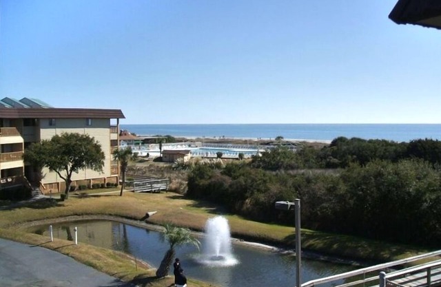 Million＄View- 7 Oct for 4 Nites Avail-Big Savings-Bunk Bed TVs-2 Bikes- Wifin