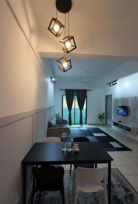milliyya cameron homestay