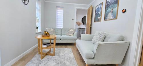 Milton Keynes 3BR Home Town Centre Families Free Parking
