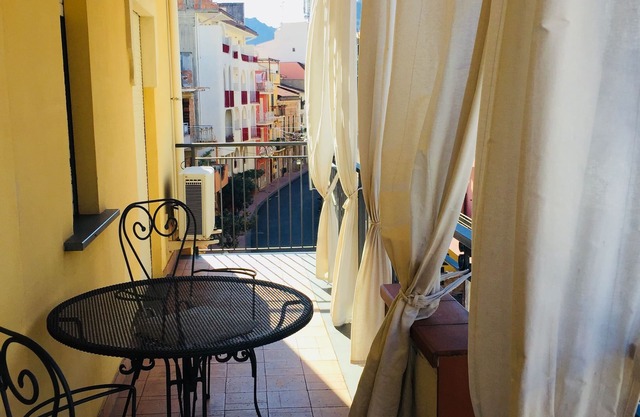 Mimosa apartement , 30 m. to the beach, with air conditioning 4 people