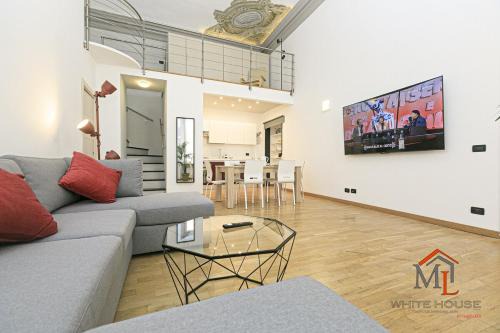 Mimosa house by ML WHITE HOUSE