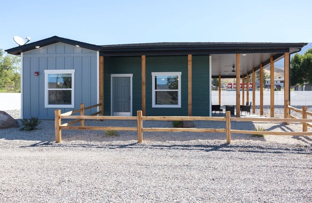 Mini Cottage Rentals, Monroe Utah