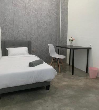 Mini Rest Room (Mini but 99% Full Equipped)