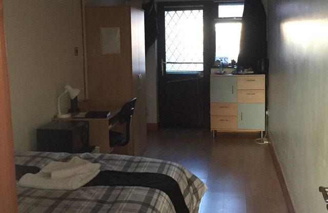 Mini Studio
