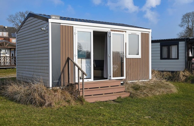 Mini vacation home Eidernest 2 - your natural retreat on the Eider