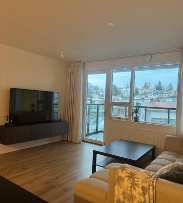 Minimalistic, Flat, Kópavogur