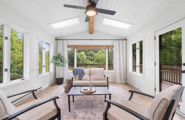 MINNeSTAY* Woodland Hollow