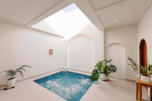 Mint Villa with Jacuzzi Pool