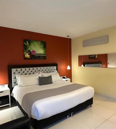 Mirago Hotel
