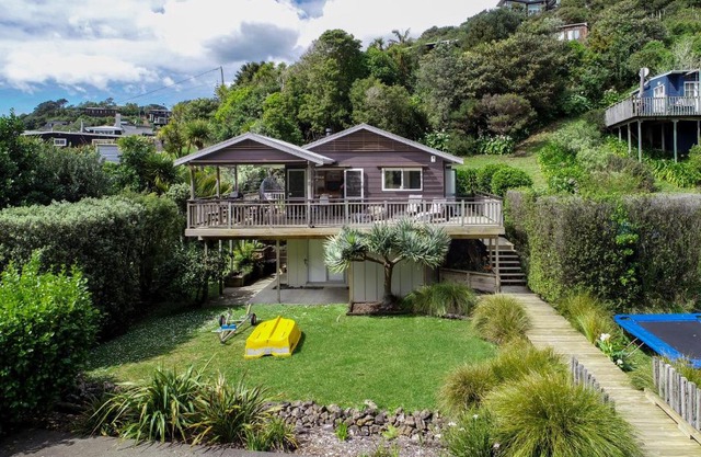 Miro Magic - Stay Waiheke