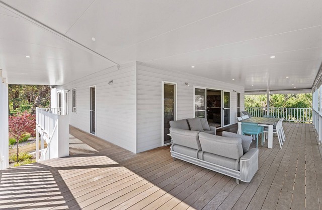 Mistover in Yallingup five bedroom two bathroom family holiday home