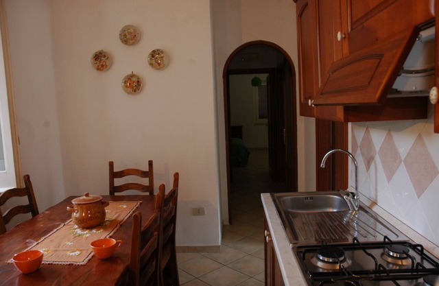 Mistral B3,with 3 bedrooms, with terrace, access to equipped garden
