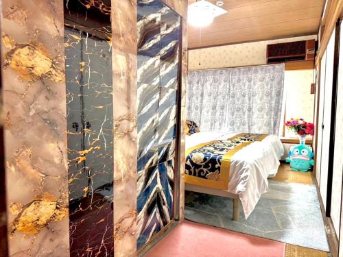 Mito Houses 15 or 20 Pax - Bus & Breakfast Options