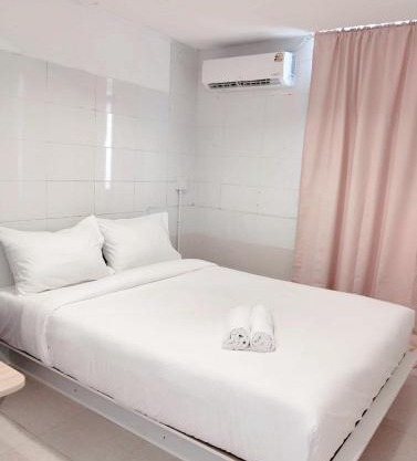 Mitr INN Sukhumvit 2 - BTS Nana มิตร อินน์ สุขุมวิทซอย 2 บีทีเอส นานา