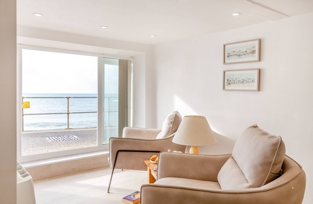 Mizpah - Porthleven - Two Bedroom House, Sleeps 4