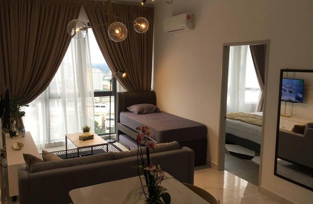 Mizrai Troika Homestay with Kota Bharu city view