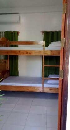 MJ's Guesthouse