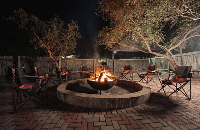 Mmakuba Private Game Lodge, Deluxe Chalet 8B