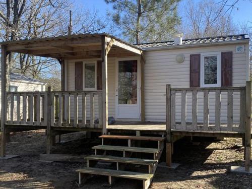 Mobil-home cosy avec terrasse pour 2 personnes - API-1-52-575