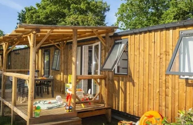 Mobil-home Prestige Smala - 4 Schlafzimmer - 2 Badezimmer - 2 WC - CLIM - TV + Geschirrspüler 8 Personen