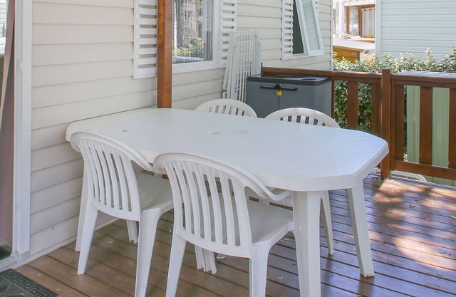 Mobile Home in Saint-Jean near Beach & Pool