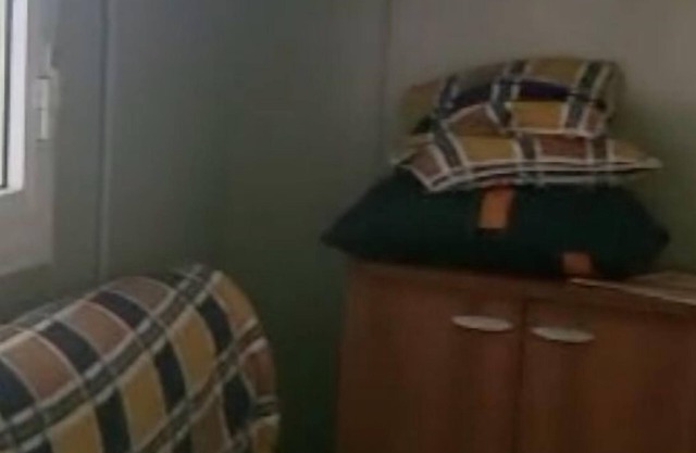 Mobile home included in a complex of villas with swimming pool