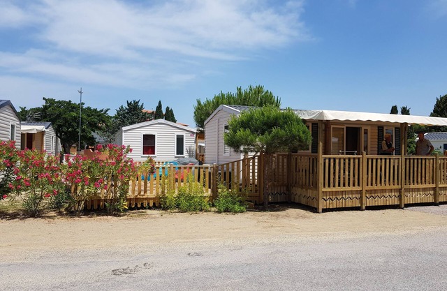MOBILHOME TTES OPTIONS (4/6PERS) 30m²+40m² Terrace