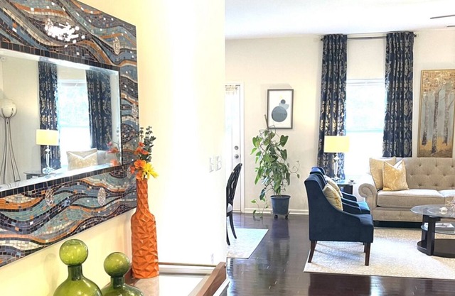 Model decorated home 5 minutes to Lake Wylie!
