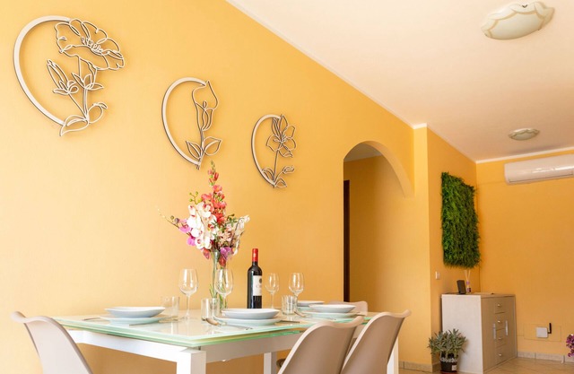 Modern house with courtyard and parking - Assisi