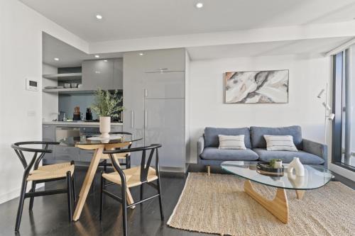Modern 1-Bed Apartment Close to Attractions