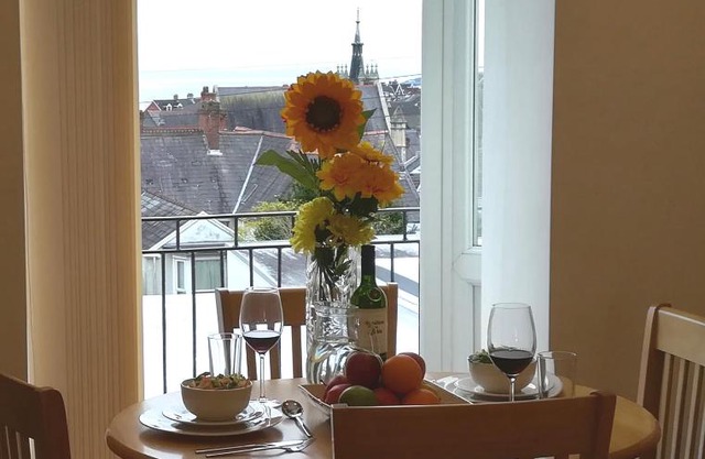 Modern, 1 Bedroom Apartment, Uplands, Swansea