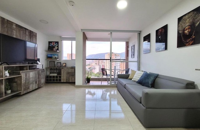 Modern 2/2 Apartment in Sabaneta with City View