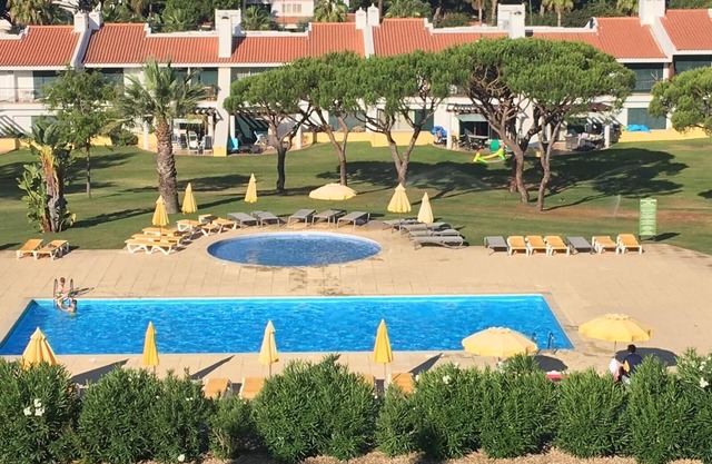 Modern 2 Bed, 2 Bath Apartment,Balcony & Roof Terrace Vila Sol Village Vil’moura