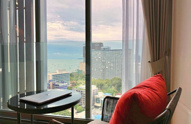 Modern 2-Bed City Center Pattaya Condo with Near Beach, Insane Pool & Sky Lounge