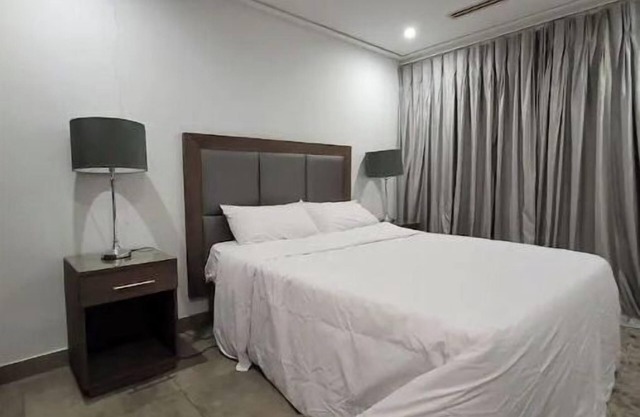 Modern 2 Bedroom Apartment in North Rigde
